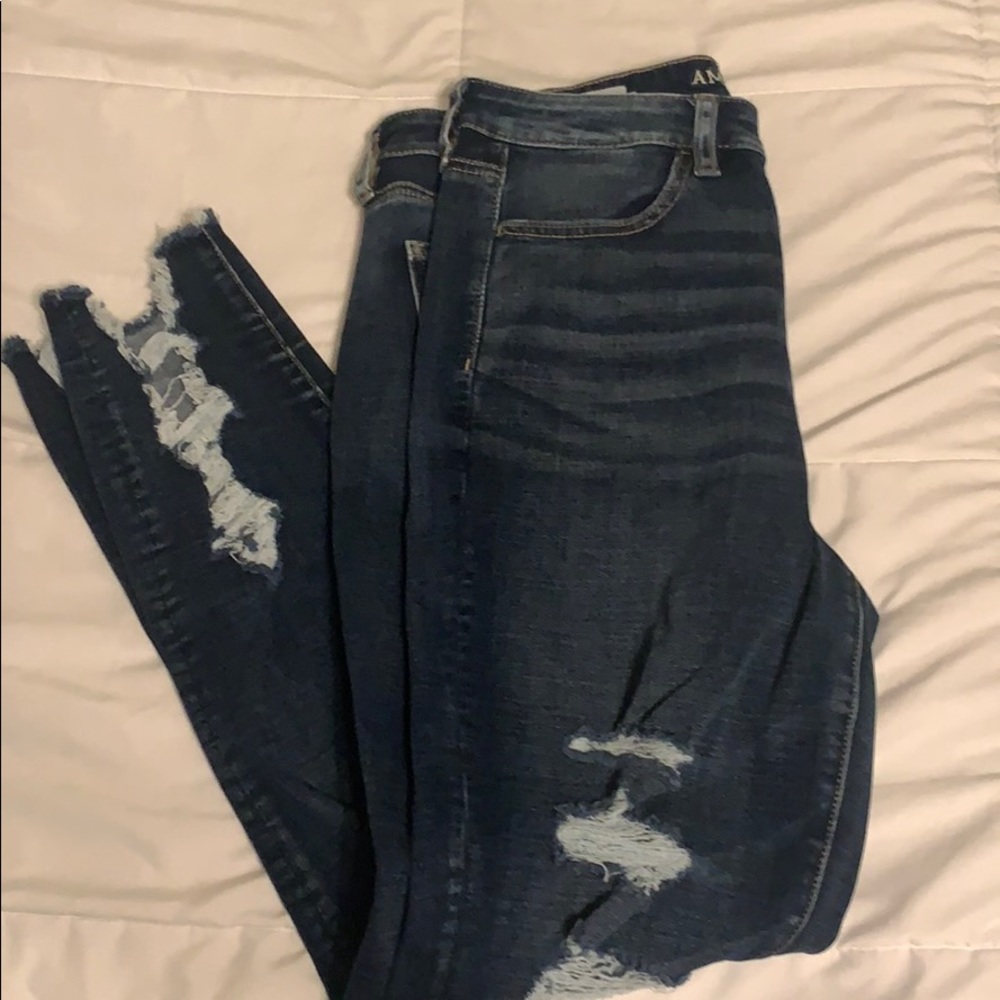 AE Distressed Jeans
